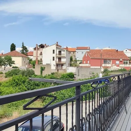 Mimoza Appartement *