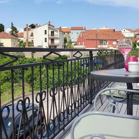 Apartment Mimoza